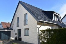 Hausansicht VERKAUFT!!! Attraktives Einfamilienhaus mit Wohlf�hlcharme in BI-Heepen