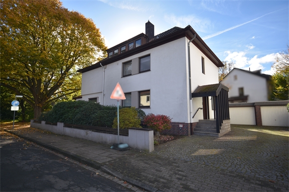 Blick zum Hofbereich Einfamilienhaus Bielefeld