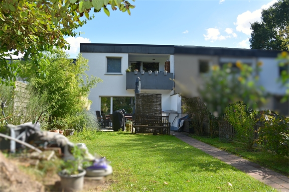 R�ckansicht Reihenmittelhaus Bielefeld