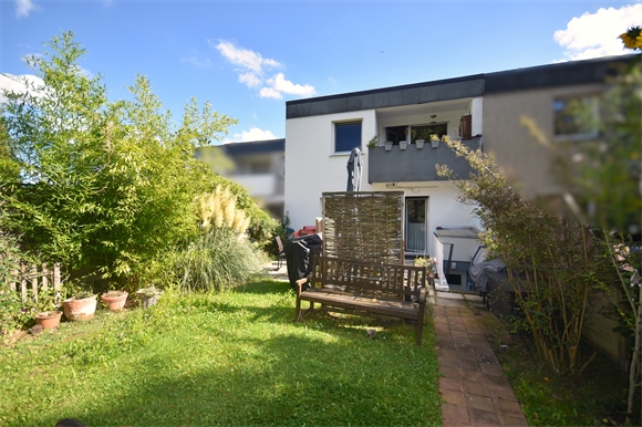 R�ckansicht Gartenteilansicht Reihenmittelhaus Bielefeld