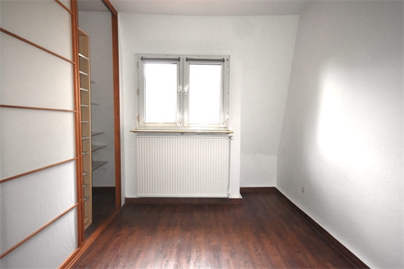 Raumansicht Zimmer 4 Etagenwohnung Bielefeld