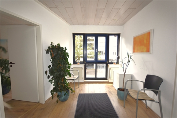 Wartebereich Einheit 1 B�rofl�che Bielefeld