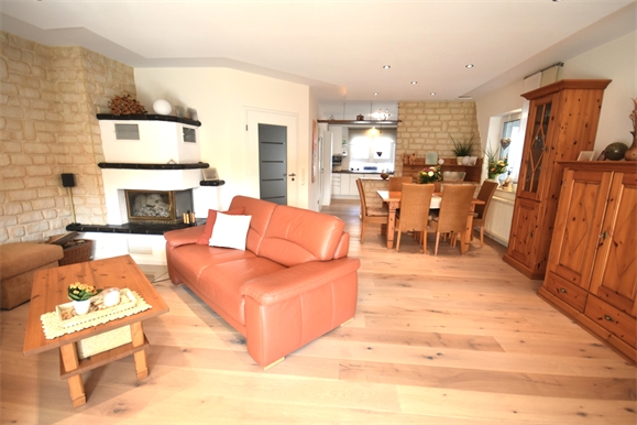 Wohnmittelpunkt Doppelhaush�lfte Schlo� Holte-Stukenbrock