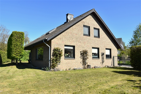 Hausansicht Einfamilienhaus Halle