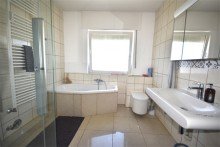 Badezimmeransicht Gepflegtes Wohnen in BI Hoberge-Uerentrup