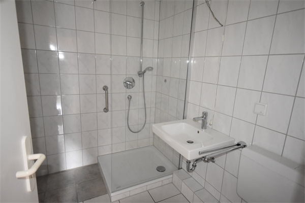 Bsp. Badezimmer Mehrfamilienhaus Bielefeld