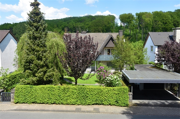 Gesamtansicht Einfamilienhaus Bielefeld