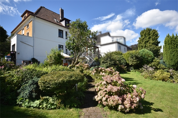 R�ckansicht Zweifamilienhaus Bielefeld
