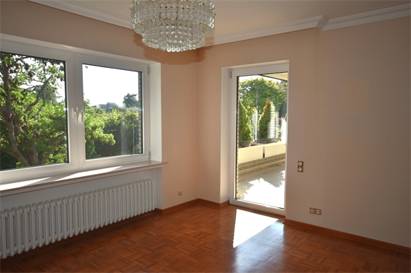 Raumansicht mit Gartenblick Einfamilienhaus Herford