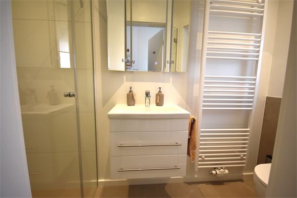 G�ste-WC Doppelhaush�lfte Schlo� Holte-Stukenbrock