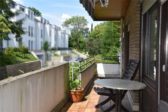Teilansicht Balkon 1 Etagenwohnung Bielefeld