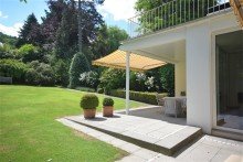 Terrassenaussicht VERKAUFT!!! Repr�sentatives Wohndomizil mit stilvoller Eleganz