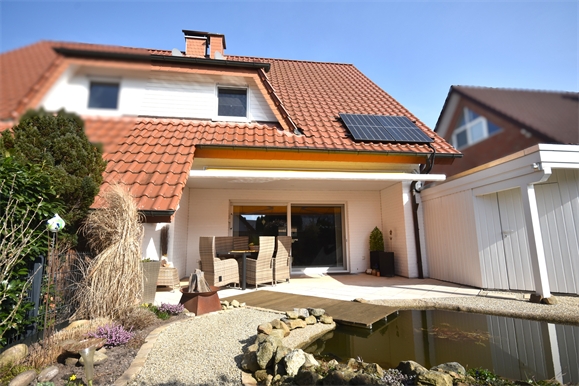 R�ckansicht Doppelhaush�lfte Schlo� Holte-Stukenbrock