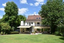 Hausansicht VERKAUFT!!! Repr�sentatives Wohndomizil mit stilvoller Eleganz